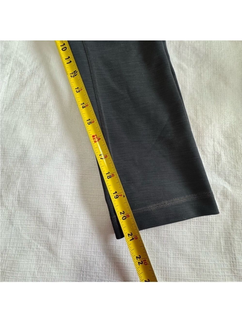 lululemon athletica Wunder Train High Rise Crop Dark Gray Leggings size 4 - Picture 7 of 8